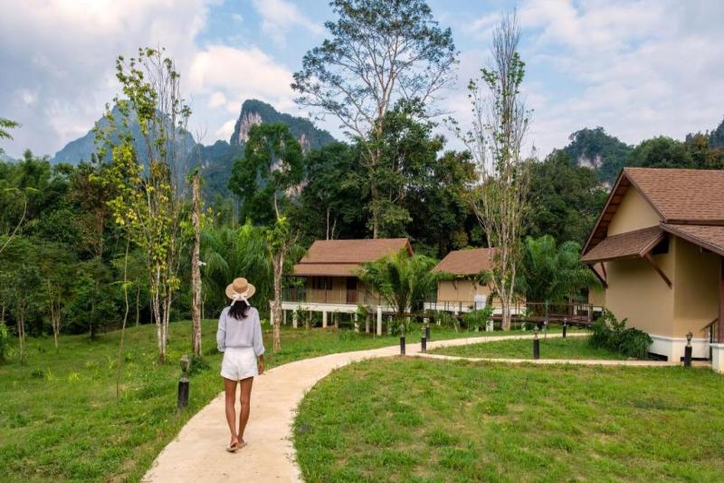lost-horizon-resort-khao-sok-bungalow