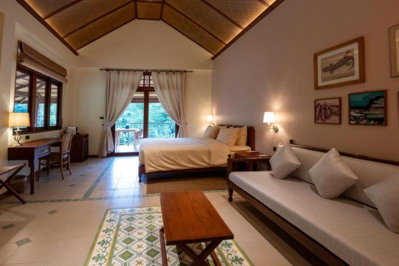 lost-horizon-resort-khao-sok-interieur