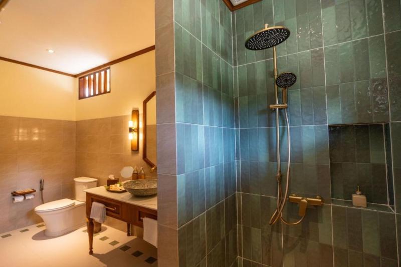 lost-horizon-resort-khao-sok-badkamer