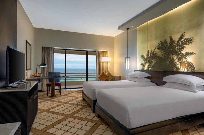 pullman phuket karon beach resort,Pullman,Andaman zee,beach resort