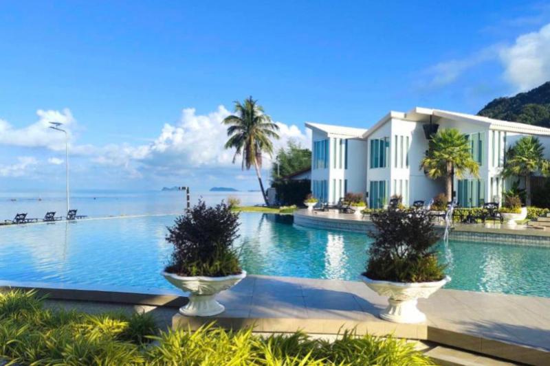 Vannee Golden Sands Greenwood Travel