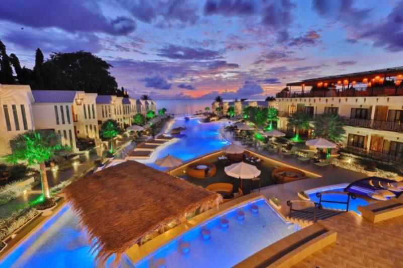 Vannee Golden Sands Greenwood Travel