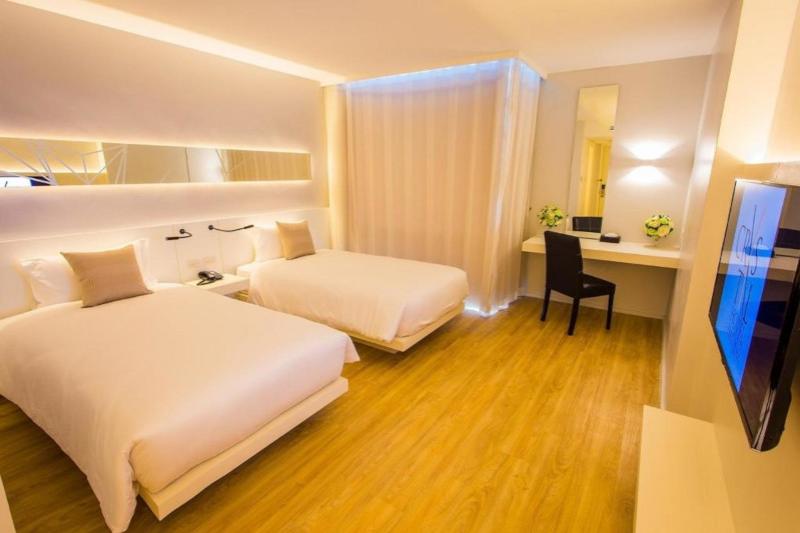 Crystal Hotel Hat Yai